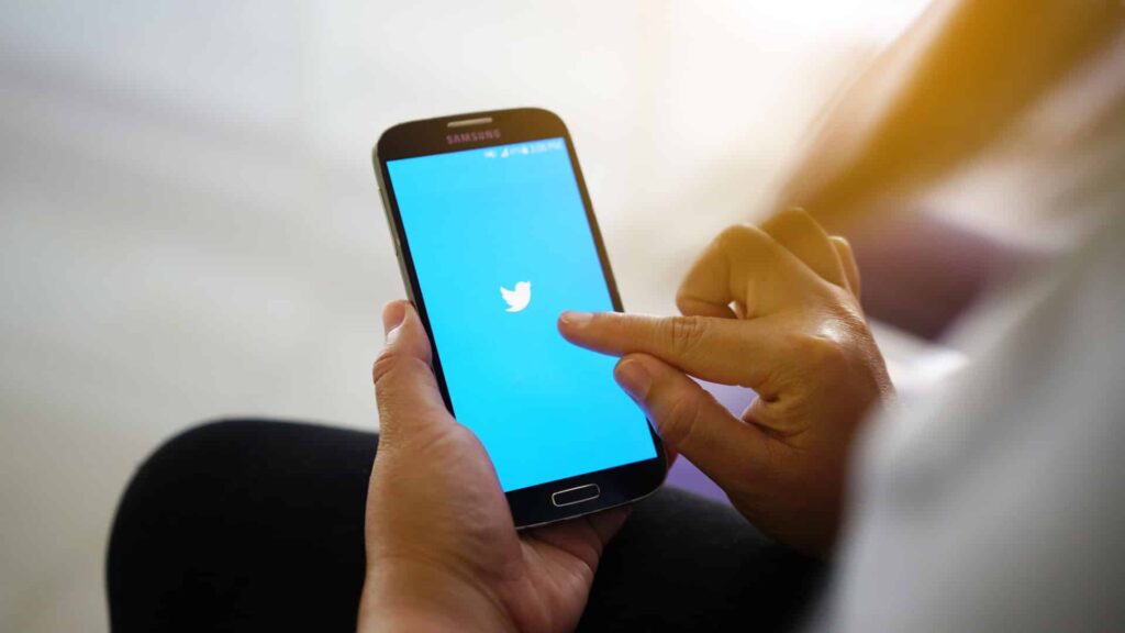 Twitter a lancé de nouveaux pixels améliorés, l'API de conversion et ...