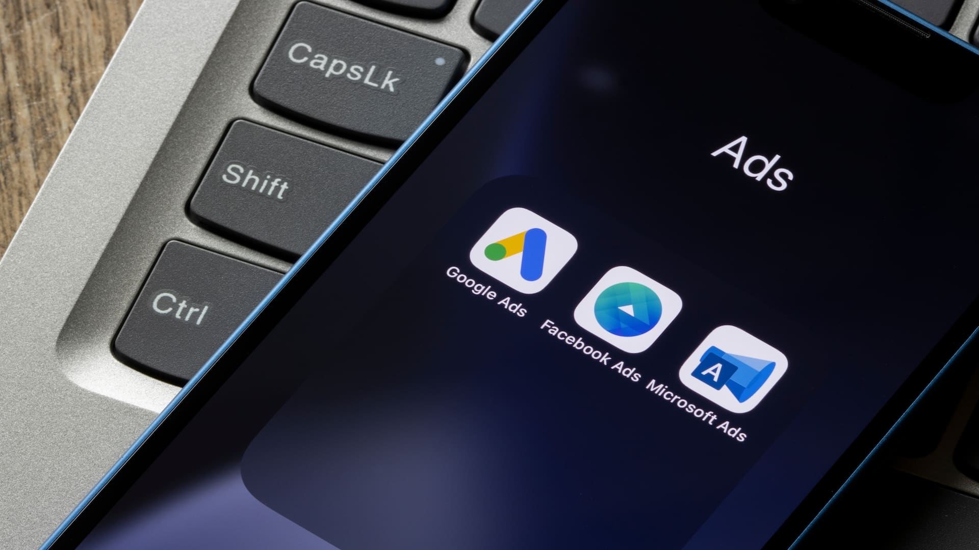 Google Ads impose des exigences plus strictes pour les nouvelles certifications