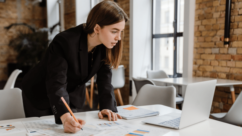 Tests d’incrémentalité dans la publicité : qui sont les gagnants et les perdants ?