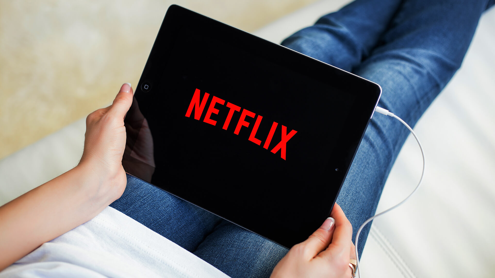 Netflix se concentre sur les services financés par la publicité alors que le nombre d'abonnés augmente