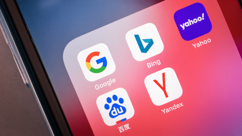Innovations mondiales en matière d'IA pour les moteurs de recherche : ce que les référenceurs doivent savoir