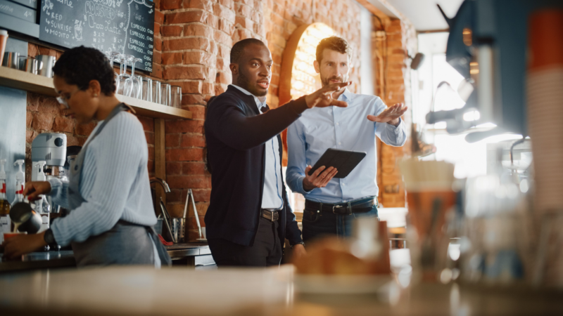 Le restaurateur : un nouveau rôle humain essentiel dans le PPC et le marketing digital