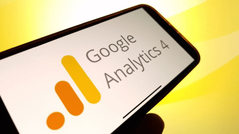 Google Analytics 4 déploie la copie de rapport de propriété croisée